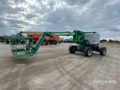 2015 Genie Z-62/40 4WD Dual Fuel Articulating Boom Lift