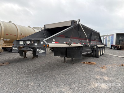 2015 Midland MG38T03000 Tri/A Belly Dump Trailer