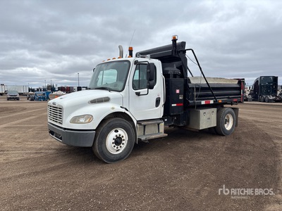 2005 Freightliner M2 106 4x2 S/A Dump Truck