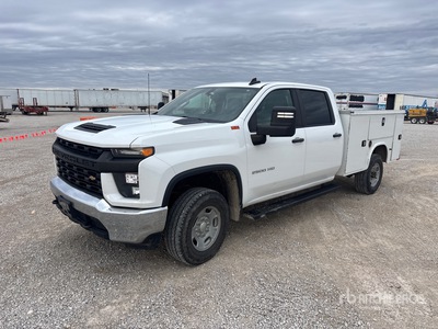 2021 Chevrolet Silverado 2500HD 4x4 Crew Cab Utility Truck