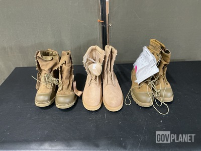 (39) Assorted Pairs of Boots