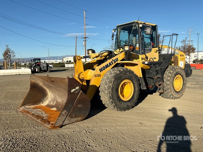 2013 Komatsu WA380-7 Pala gommata