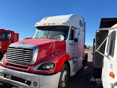 2004 Freightliner Columbia 120 6x4 T/A Sleeper Truck Tractor