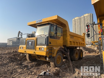 2021 XCMG XDR70T Camion de transport