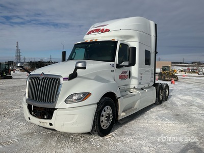 2018 International LT625 6x4 T/A Sleeper Truck Tractor