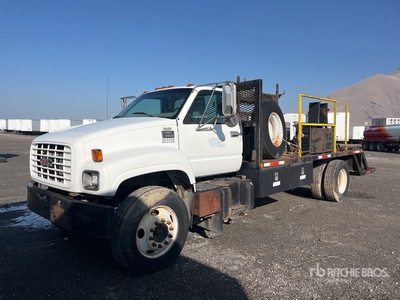 1999 GMC 4500 4x2 Camion à Plateau (Inoperable)