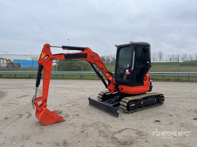 Kubota U35 Mini Excavator