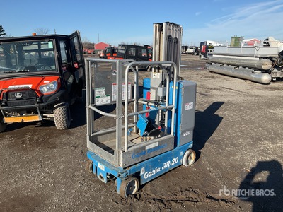 2013 Genie GR-20 رافعة عمودية