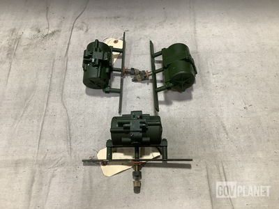 (135) Pneumatic Windshield Wiper Motors