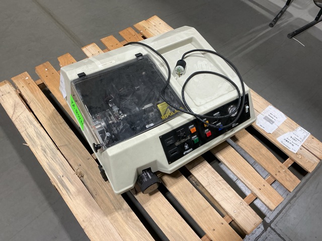 National Optronics Horizon II Optometric Lens Edger