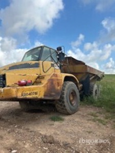 2005 Cat 735 Articulated Dump Truck (Inoperable)