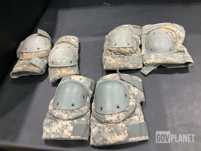 (168) Pairs of Knee Pads