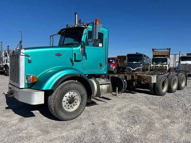 2015 Peterbilt 365 8x6 Cab and Chassis