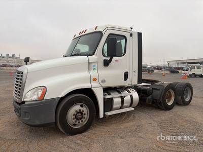 2018 Freightliner Cascadia 125 6x2 T/A Day Cab Truck Tractor