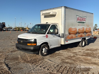 2024 Chevrolet Express G3500 4x2 Camiones