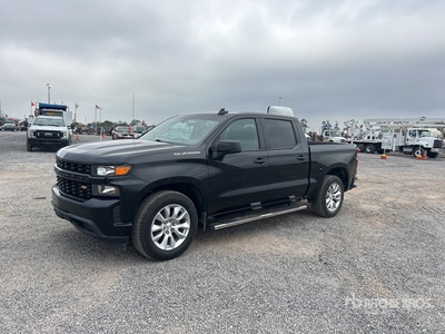2020 Chevrolet Silverado 1500 Custom 4x2 Crew Cab ピックアップ