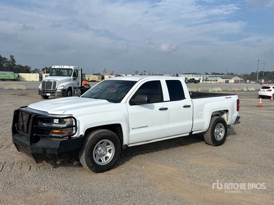 2019 Chevrolet Silverado 1500 LD 4x4 Extended Cab ピックアップ