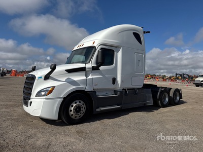 2019 Freightliner Cascadia 126 6x4 T/A Sleeper Truck Tractor