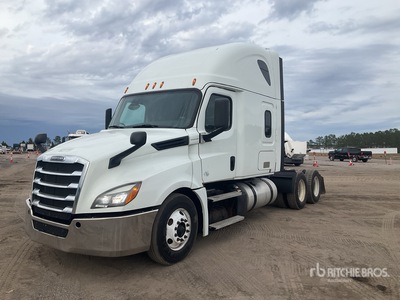 2020 Freightliner Cascadia 126 6x4 3- Achs Sattelzugmaschine mit Schlafkabine