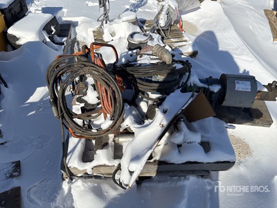 Quantity of Sprayer Oil Dispenser