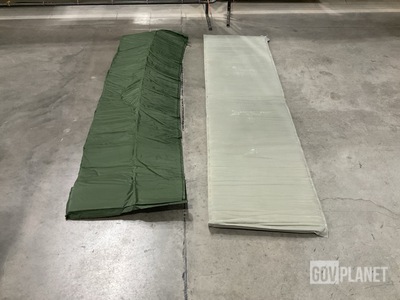 (84) Self-Inflating Sleeping Mats