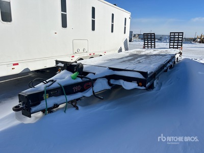 2003 J C Trailer 28 ft Quad/A Equipment Trailer