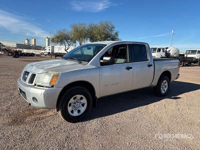 2007 Nissan Titan 4x4 Crew Cab Pickup