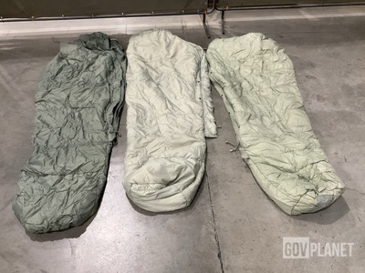 (86) Sleeping Bags