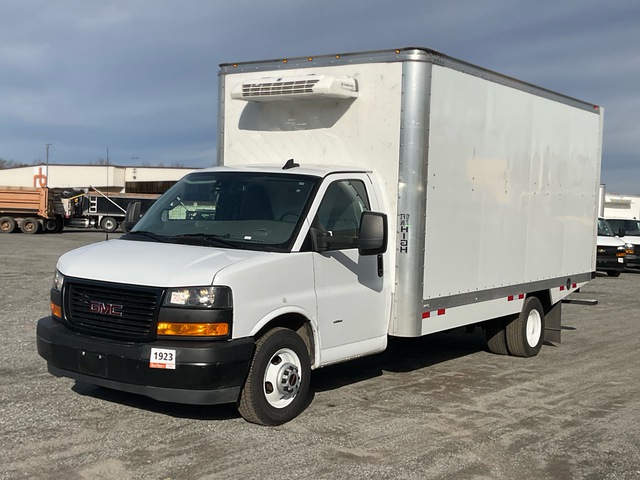 2024 GMC Savana G3500 4x2 Refrigerated Truck