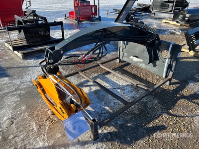 2026 GIYI GY-RG63 63 in 2200 lb Rotating Grappin pour chariot élévateur (Unused)