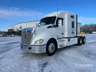 2018 Kenworth T680 6x4 Cabeza Tractora Cabina Dormitorio