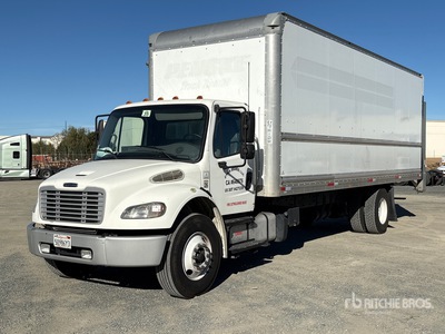 2018 Freightliner M2 106 4x2 Furgoneta caja cerrada