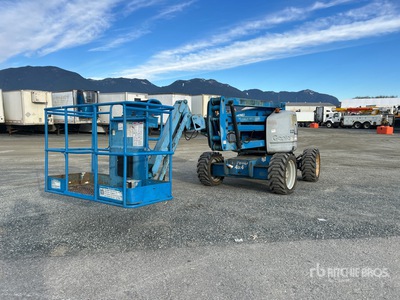 2005 Genie Z45/25 4WD Dual Fuel Articulating Boom Lift