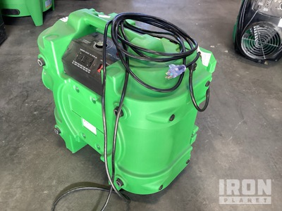 Quantity of (4) Dri-Eaz Air Scrubber 環境機械