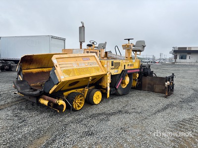 1999 Blaw-Knox PF-3172 Wheel Asphalt Paver