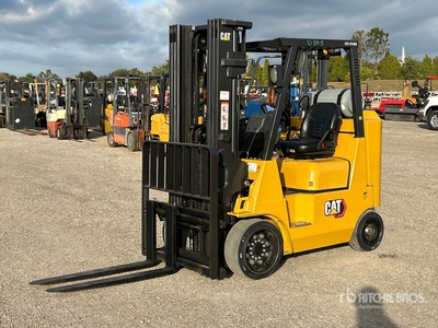 2017 Cat CG40 7000 lb Cushion Tire Forklift