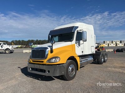 2007 Freightliner Columbia 120 6x4 T/A Sleeper Truck Tractor