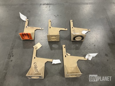 (5) BAE Systems 4298366 Antenna Supports