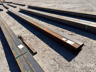 Quantity of (8) 2025 Kit Containers 2 in x 5 in x 300 in Steel Tubing チュービング