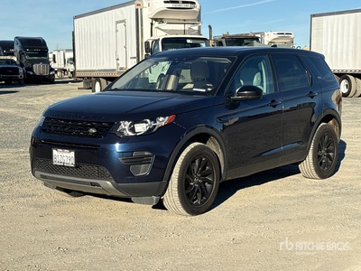 2017 Land Rover Discovery Sport AWD を見 SUV