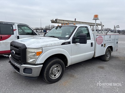 2011 Ford F-250 XL 4x2 Utility Truck (Inoperable)