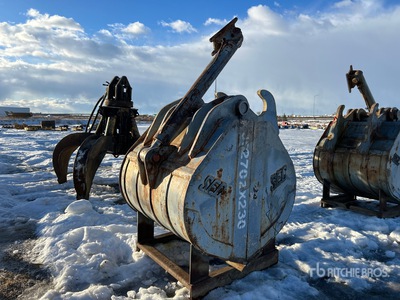 SEC 42 in Q/C Baggergreifer - Fits ZX270 / ZX230 / JD270 / JD230