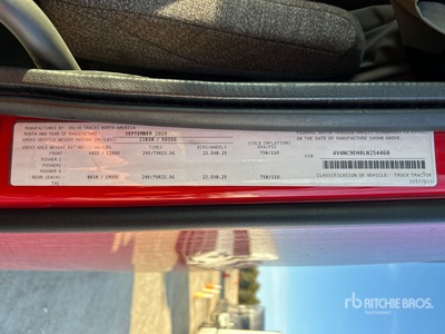 2020 Volvo VNL760 6x4 تراكتور شاحنة كابينة النوم (ثنائية المحور)