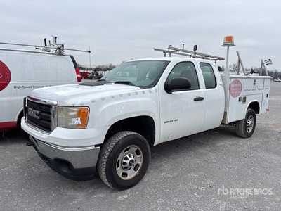 2011 GMC Sierra 2500HD 4x2 Extended Cab Utility Truck (Inoperable)