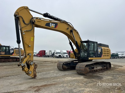 2019 Cat 349FL Tracked Excavator