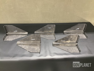 (32) GTA Containers 12449606 Brackets