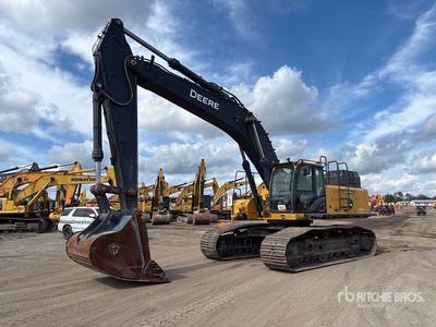 2022 John Deere 470G LC Tracked Excavator
