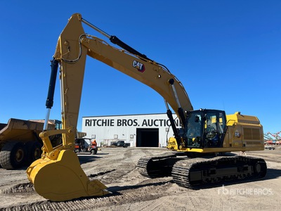 2022 Cat 349 Tracked Excavator