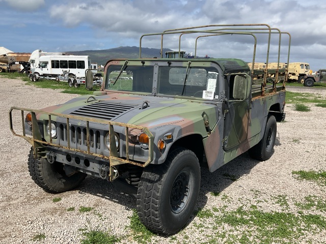 2007 AM General M1097R1 HMMWV 2 Door Soft Top w/Truck Body