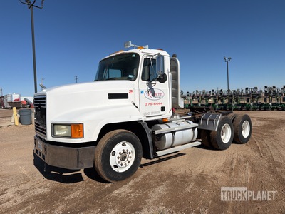 2002 Mack CH613 6x4 T/A Day Cab Truck Tractor